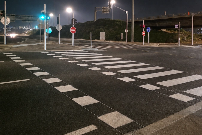 מעברי חצייה מסומנים במחלף קסם